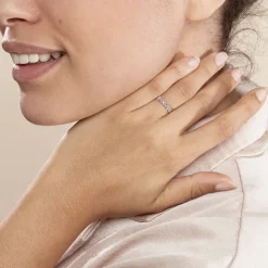 Hot Histoire d'Or Alliance Fleur Diamantee Ruban Plat or blanc