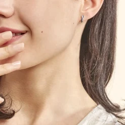 New Histoire d'Or Boucles D'oreilles Puces Ligera Or Blanc Saphir Et Diamant