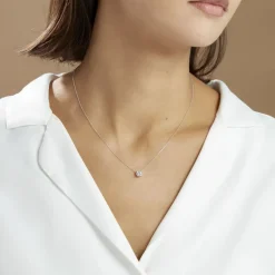 Histoire d'Or Collier Collection Aphrodite Or Blanc Diamant Synthetique or blanc diamant synthétique