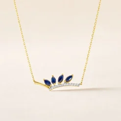 Sale Histoire d'Or Collier Navette Diamant or jaune saphir