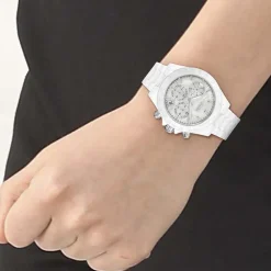 HUGO BOSS Montre Boss Novia Blanc cadran blanc fond blanc bracelet céramique blanc