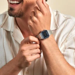 Hot CASIO COLLECTION Montre Bleu cadran gris bracelet acier argenté