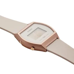 Online CASIO COLLECTION Montre Vintage Rose cadran rose fond rose bracelet résine rose