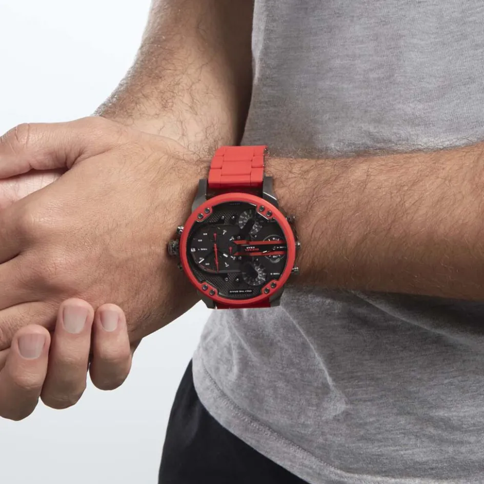 New DIESEL Montre Mr Daddy 2.0 Divers cadran gris fond gunmetal bracelet acier gris