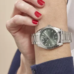 FESTINA Montre Boyfriend Kaki cadran argenté fond kaki bracelet acier argenté