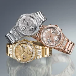 Discount GUESS Montre Moonlight Argenté cadran argenté fond argenté bracelet acier argenté