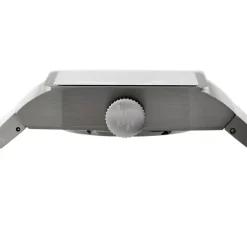 Outlet LIP Montre Big Titane Noir cadran gris fond noir bracelet titane gris