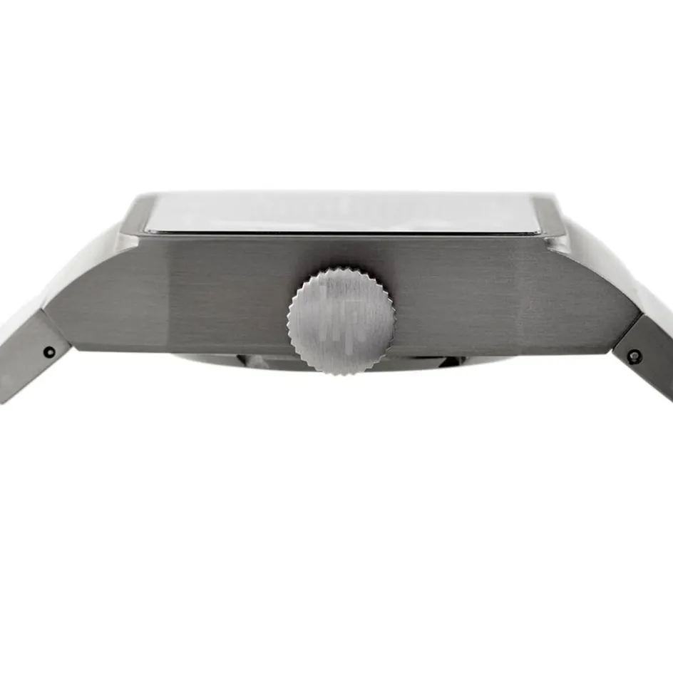 Outlet LIP Montre Big Titane Noir cadran gris fond noir bracelet titane gris