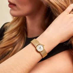 Hot LIP Montre Henriette 22 Nacre Blanche cadran doré fond nacre blanche bracelet acier doré