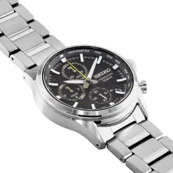 SEIKO Montre Sport Noir cadran argenté fond noir bracelet acier argenté