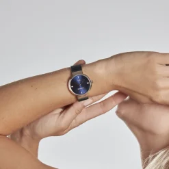 Sale TOMMY HILFIGER Montre Liberty Bleu